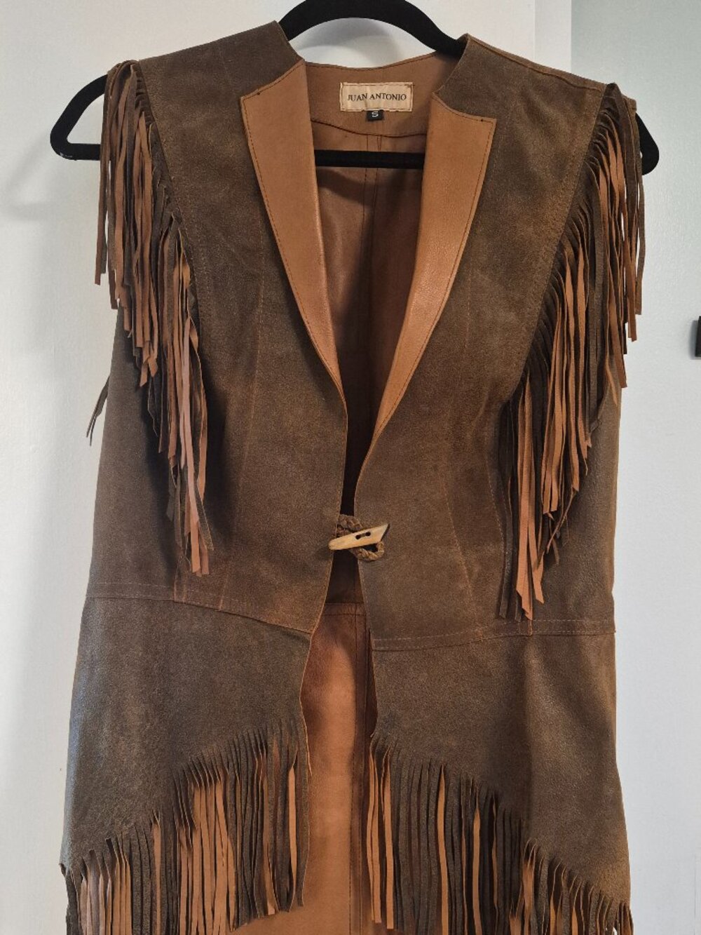 JUAN ANTONIO - Brown Suede Fringe Leather Vest. Size Small